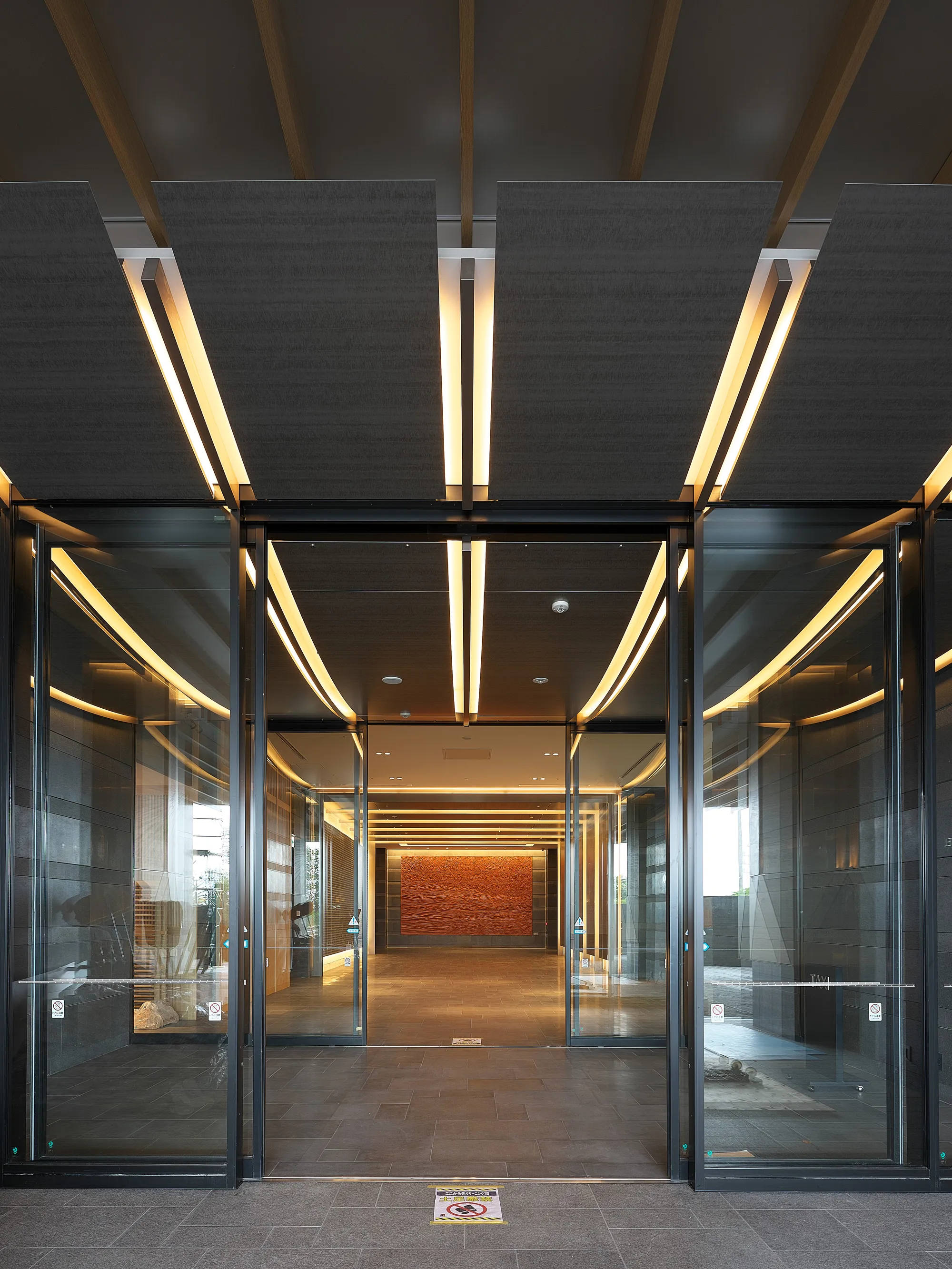 Atami hotel entrance hall